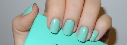 Essie Mint Candy Apple
