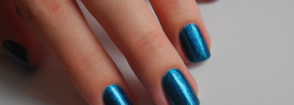 Электрический синий от Flormar