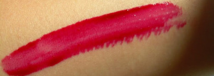 Взрывная вишня в блеске для губ Chanel Levres Scintillantes №176 Crushed Cherry