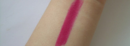 Розовая фуксия в помаде Сatrice Ultimate Colour lipstick №270 Matt-erial Girl