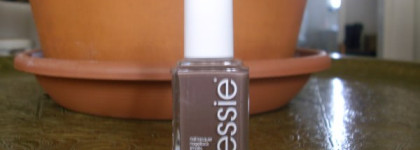 Лак для ногтей Essie Don`t sweater it 228A
