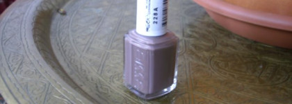 Лак для ногтей Essie Don`t sweater it 228A