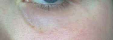 Устойчивая компактная пудра Estee Lauder Double Wear SPF 10 оттенок 2N2 Fresco 01