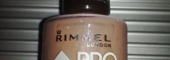 Нежный беж, элегантный беж - это все он - Rimmel lycra.Pro, 362 Barely there