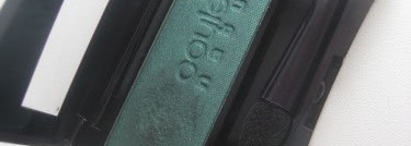 Изумрудные глазки с Yves Rocher Couleurs Nature – Тени-пудра для век «Моно», №53 Зеленый Папоротник