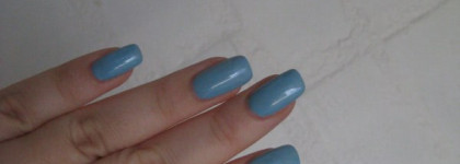 Chanel Le Vernis Nail Colour № 529 Graphit (осень 2011) и №551 Coco Blue ("Джинсовая коллекция")