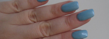 Chanel Le Vernis Nail Colour № 529 Graphit (осень 2011) и №551 Coco Blue ("Джинсовая коллекция")