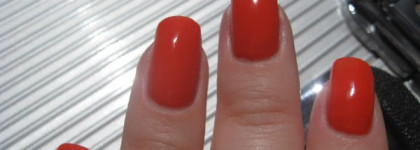 Праздник с Chanel Le Vernis Nail Colour № 617 Holiday