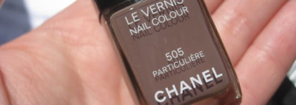 Chanel Le Vernis Nail Colour № 505 Particuliere