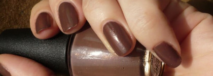 Деревянные башмачки оказались малы....OPI Wooden Shoe Like to know