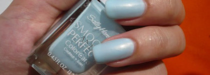 Новинка от Sally Hansen - Лак для ногтей "Smooth&Perfect" Color + Care №06 AIR