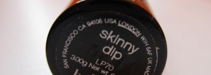 Помада Benefit silky-finish lipstick оттенок skinny dip