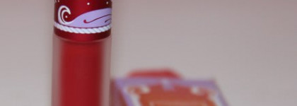 Вельветовая помада Lime Crime Velvetines в оттенке Red Velvet