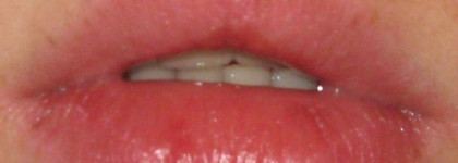 Chanel помада Rouge Allure Laque # 76 Ming  , # 77 Santal