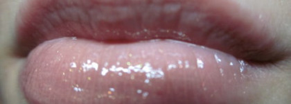 Levres Scintillantes Brilliant Extreme Glossimer Chanel 297 Sweet Beige или Рождественский блеск Шанель. Моя прелесть