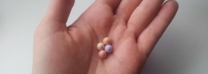 Yves Rocher Perles de teint Illuminating pearls Luminelle Collection 2012 (с фото при дневном свете)