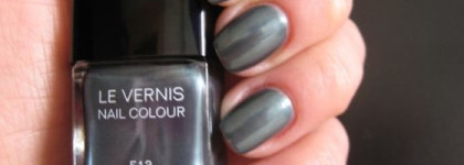 Chanel Le Vernis # 513 Black Pearl