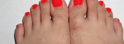 Оранжевая малютка OPI Atomic Orange