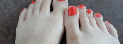 Оранжевая малютка OPI Atomic Orange