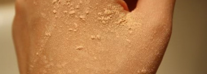Yves Rocher. Рассыпчатая пудра Luminelle и помада Luminelle Rouge Glossy