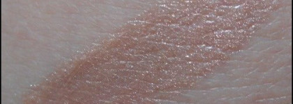 Отражатели летнего солнышка. Loreal блеск для губ Glam Shine оттенок 06 Sand Crystal,Vivienne Sabo Levres de Diamant оттенок 25,Essence Xxxl shine lipgloss оттенок 14 bubble babe