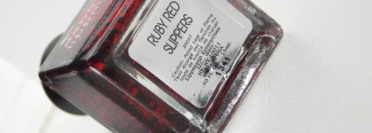 Deborah Lippmann: Ruby Red Slippers