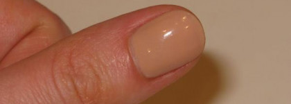 Помогите найти лак-дубликат (нежный беж)