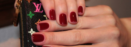 идеальный красный Anny 075 Silent