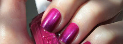 Essie Jamaica Me Crazy