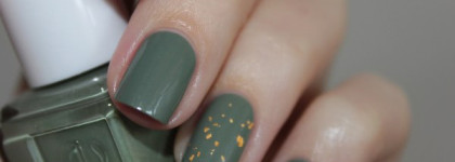 OPI The Man With The Golden Gun