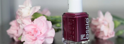 Essie "Recessionista"
