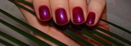 Лак Avon nailwear pro  оттенок Decadence