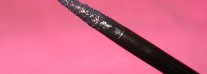 Тонкая черная линия MAC Superslick Liquid Eye Liner On the Hunt