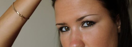 Блеск для губ Wildly Lush от MAC