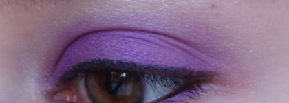 Тени для век Clarins Mono Eyeshadow 01 Vibrant violet