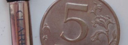 Тени для век Clarins Mono Eyeshadow 01 Vibrant violet