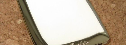 Guerlain Parure Compact Foundation With Crystal Pearls # 03 Beige Parfait – Компактная тональная пудра cо светоотражающими частицами СПФ 20