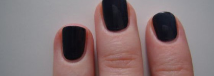 Серый и еще серее или мои серые лаки: Rimmel 60 seconds 805 Grey matter и Mavala 218 Minsk