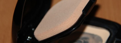 Выравнивающая крем-пудра Shiseido The Makeup Perfect Smoothing Compact Foundation SPF 15 в оттенке I00