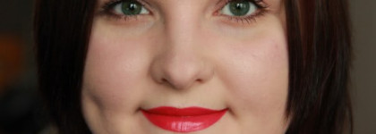 Выравнивающая крем-пудра Shiseido The Makeup Perfect Smoothing Compact Foundation SPF 15 в оттенке I00