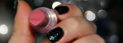 Помада Essence lipstick №53 All about cupcake-ухаживающая любимица