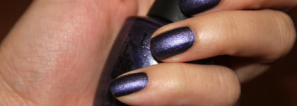 Благородная искрящаяся замша с OPI ink. suede B61