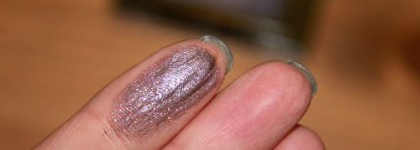 Галактика на глазах с тенями Bobbi Brown Black Velvet 18