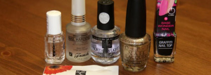 Эксперименты с золотом с OPI Glitzerland и кракелюром IsaDora Graffiti Nail Top