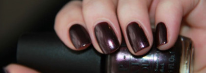 Первый Голландец OPI - Vampsterdam. Вампирский Амстердам - что может быть загадочней?