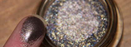 Долгожданные и восхитительные тени Giorgio Armani Eyes to kill intense eyeshadow оттенок 03 Purpura