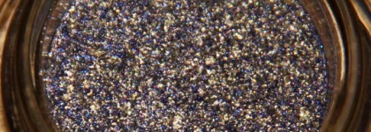 Долгожданные и восхитительные тени Giorgio Armani Eyes to kill intense eyeshadow оттенок 03 Purpura