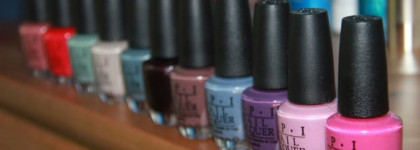 Этюд в розовых тонах! Дерзкая Chanel Rouge Allure 65 Insolente, виниловый Make Up For Ever Glossy Full Couleur 4 и игривый OPI Kiss me on my Tulips