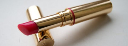 Зацелованные губы с YSL Gloss Volupte Sheer Sensual Gloss Stick SPF 9 - №02 Chilled Raspberry