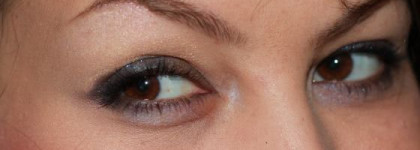 Как я превратитлась в колдунью Малефисент с помощью MAC Mineralize eye shadow She Who Dares Venomous Villains